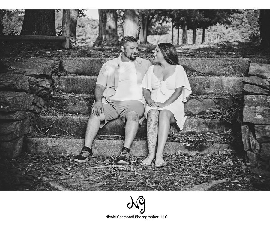 Goddard Park Summer Engagement Photos | Nicole Gesmondi