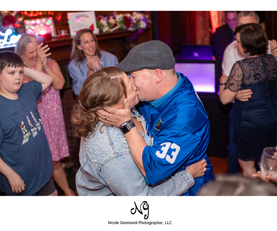 candid wedding photos