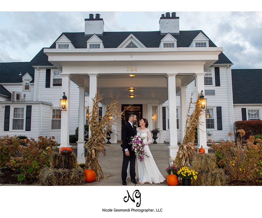 bride and groom outside Warwick country club